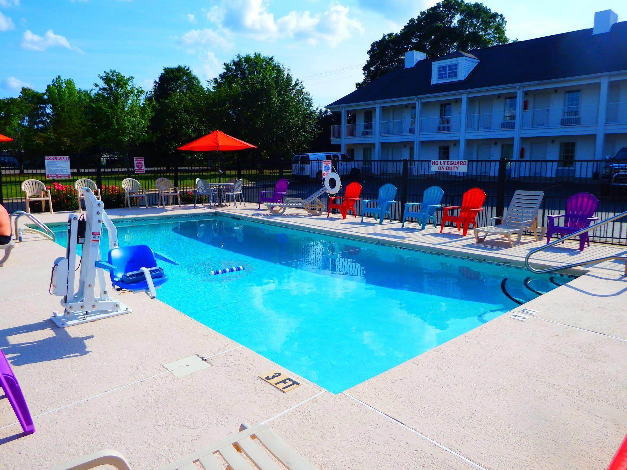 Baymont By Wyndham Florence/Muscle Shoals Exteriör bild